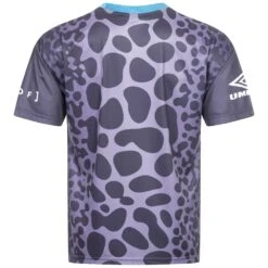 Umbro X AOF Poison Dart Frog Hommes Surdimensionné Haut 55326U0H0 -Sportif Vêtements Magasin 55326U0H0 3 1280x1280