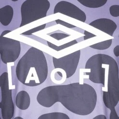 Umbro X AOF Poison Dart Frog Hommes Surdimensionné Haut 55326U0H0 -Sportif Vêtements Magasin 55326U0H0 4 1280x1280