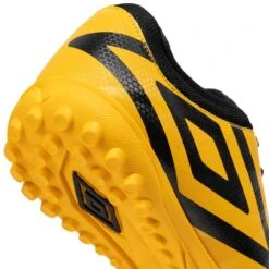 Umbro Velocita VI Club Hommes Chaussures De Foot à Multi-crampons 81697U76R -Sportif Vêtements Magasin 81697U76R 3 1280x1280